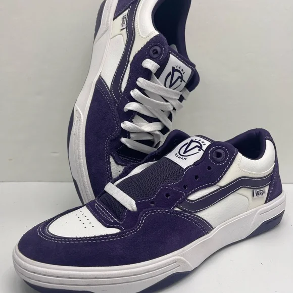 Vans Men's Purple and White Skate Rowan 2PurpleVN000D3SPRP Sneakers